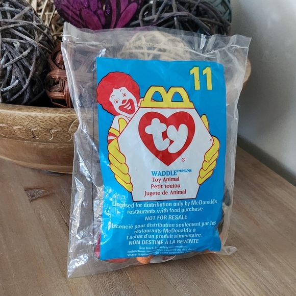 🧸🐧 Ty Beanie Baby “Waddle” the Penguin – McDonald’s 1998, Sealed, Vintage - Picture 10 of 10